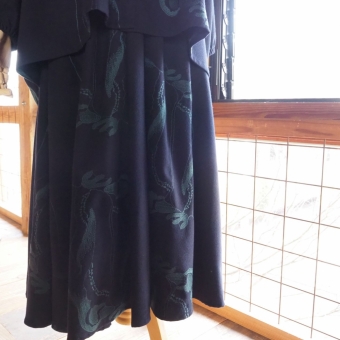 marble SUD　Big Penguin フレアSkirt